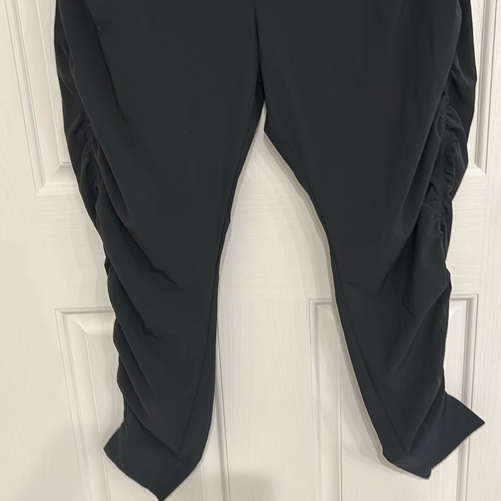 Athleta Attitude Yoga Pilates Workout Pant Black Size 12 - Picture 6 of 11